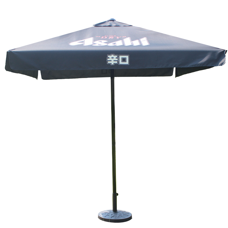 Quão pesada deve ser uma base de guarda-chuva de pátio?